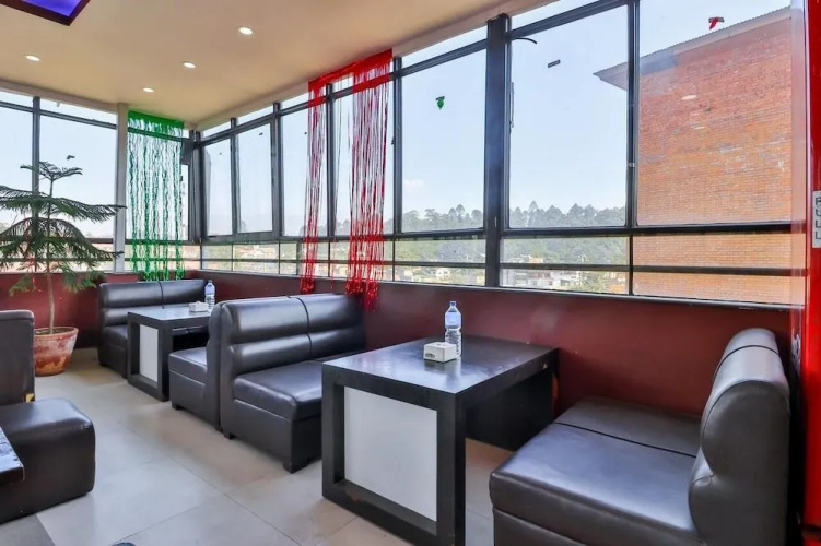 Oyo 707 Hotel Lemon Tree