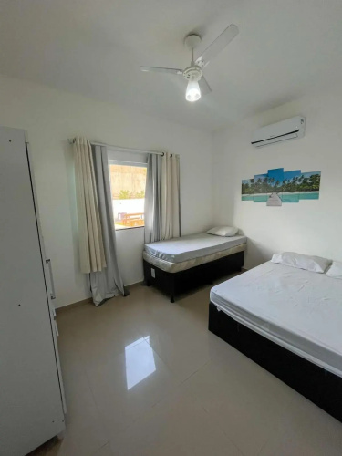 casa de praia com piscina e hidromassagem