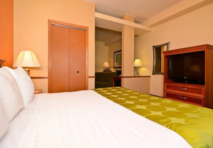 Fairfield Inn Suites by Marriott Cherokee
