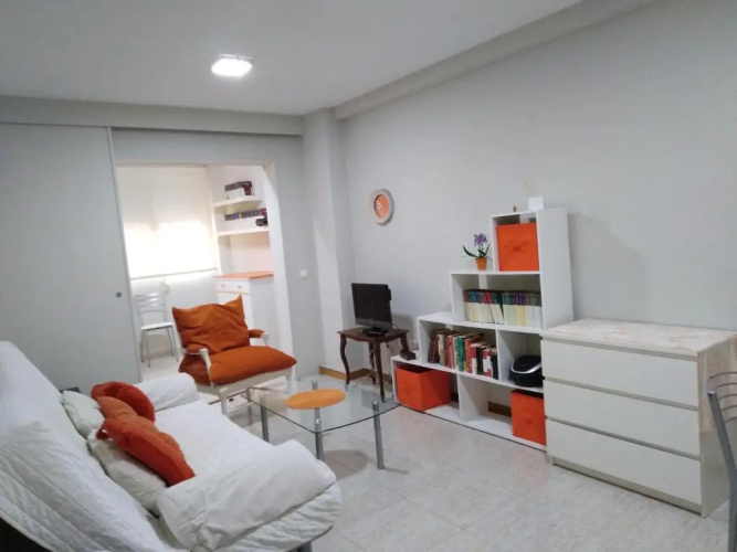 6 Carrer Llevant