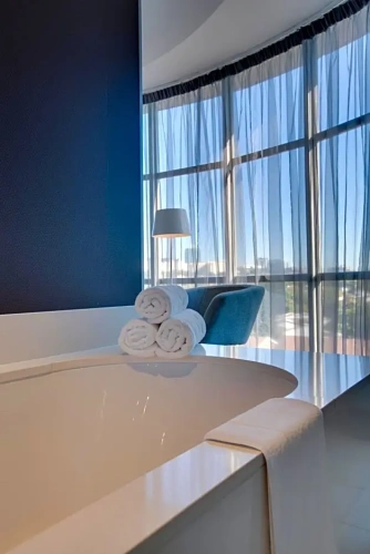 Junior Suite with city view