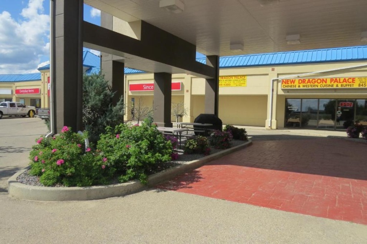Rocky Inn Express photo 8