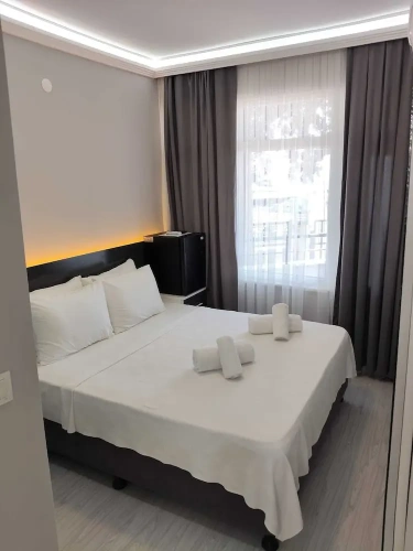 1 Bedroom Economy Double room with balcony and with sea view