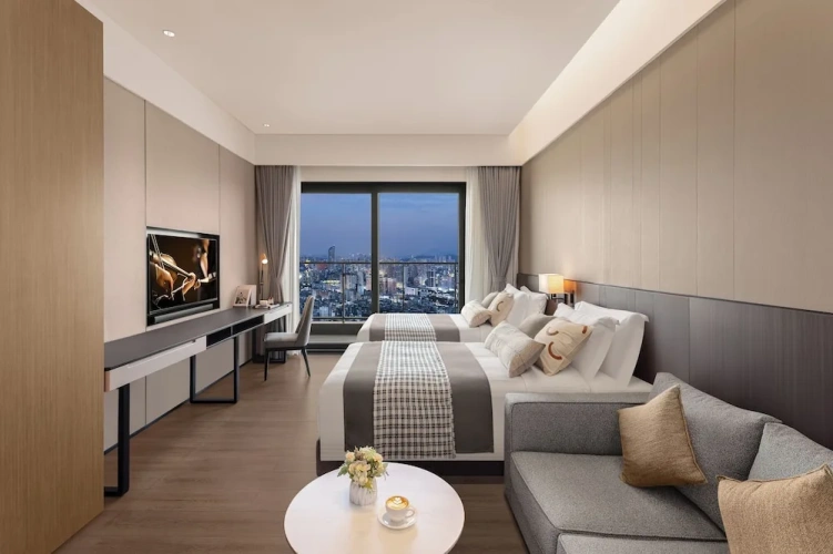 Deluxe Twin Studio with balcony