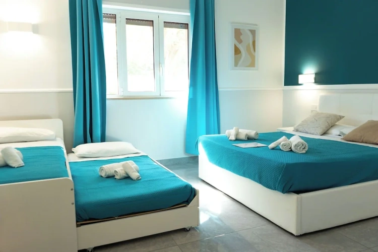 Deluxe Quadruple room with garden view