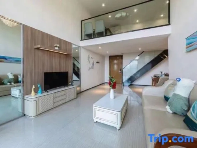 3 Bedrooms Deluxe Duplex Suite with sea view