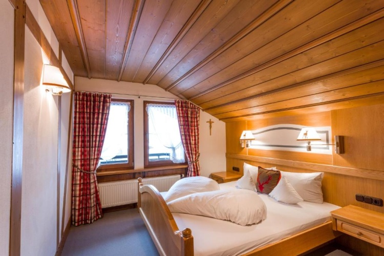 1 Bedroom Suite