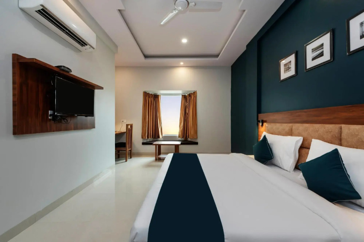 SilverKey Executive Stays 45859 MKM Market