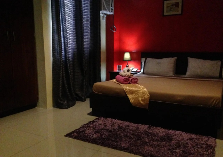 Poleng Suites Hotel