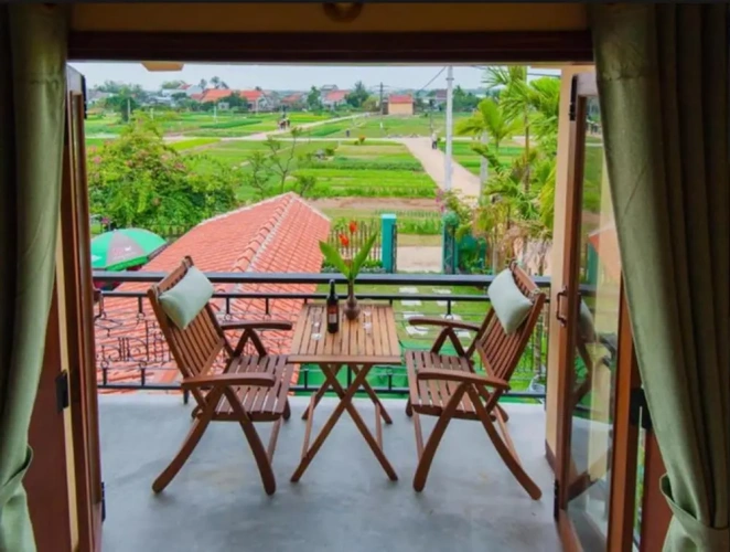 Standard room with balcony and with view