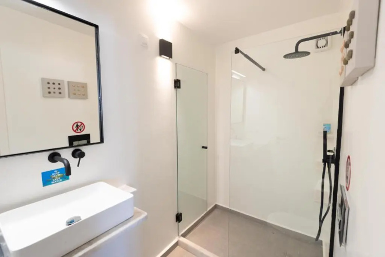 PHOS Brand New House with small Pool in Isterni