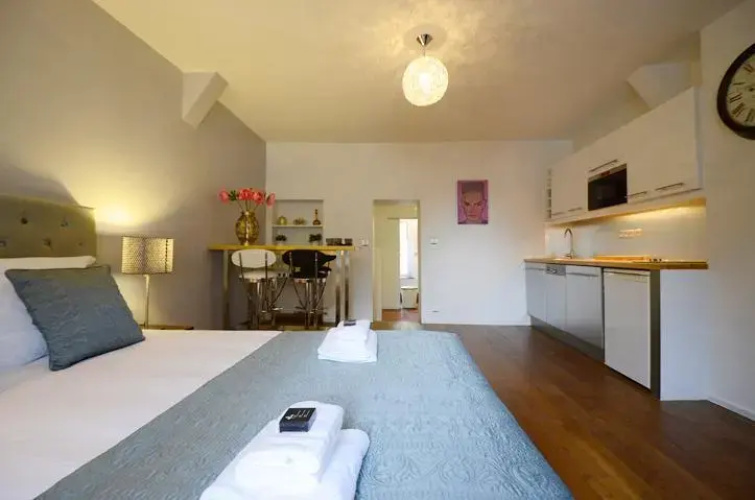 Short Stay Apartment Rex