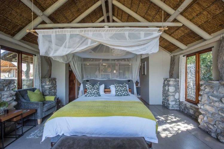 Luxury Double Suite with balcony and with bay view