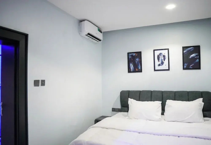 Heroes Luxury Apartments and Suites
