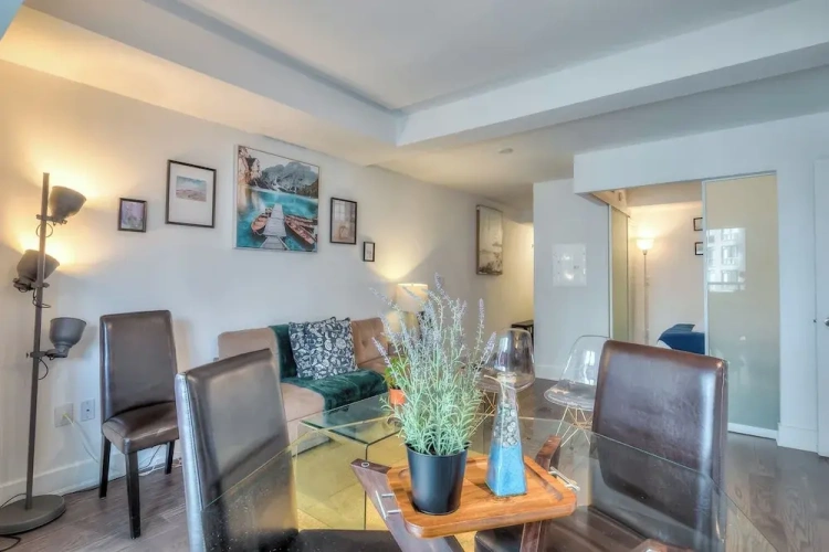 2 Bedrooms Suite with city view