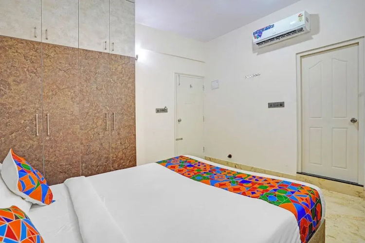Fabhotel Metro Grand