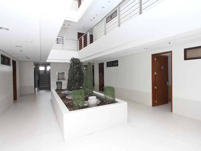 Crown Regency Courtyard Resort