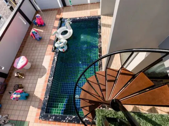 Sichon Pool Villa