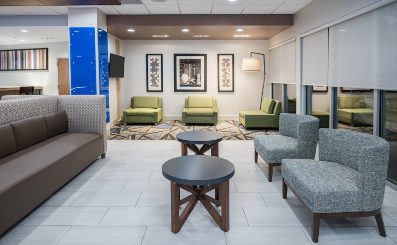 Holiday Inn Express Missouri City West photo 12