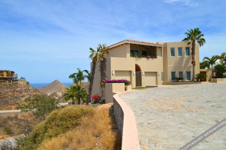 VILLA DEL MAROver view