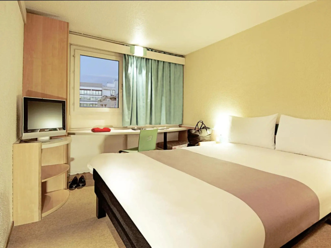 Ibis Guimaraes