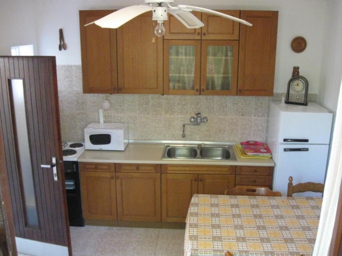 1 Bedroom Basement Apartment