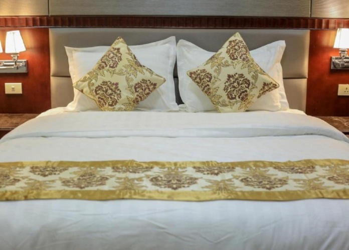 1 Bedroom Deluxe Suite