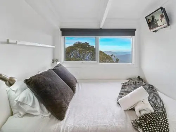 Ski View 1