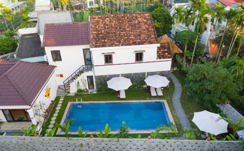 Laughter Garden Villas