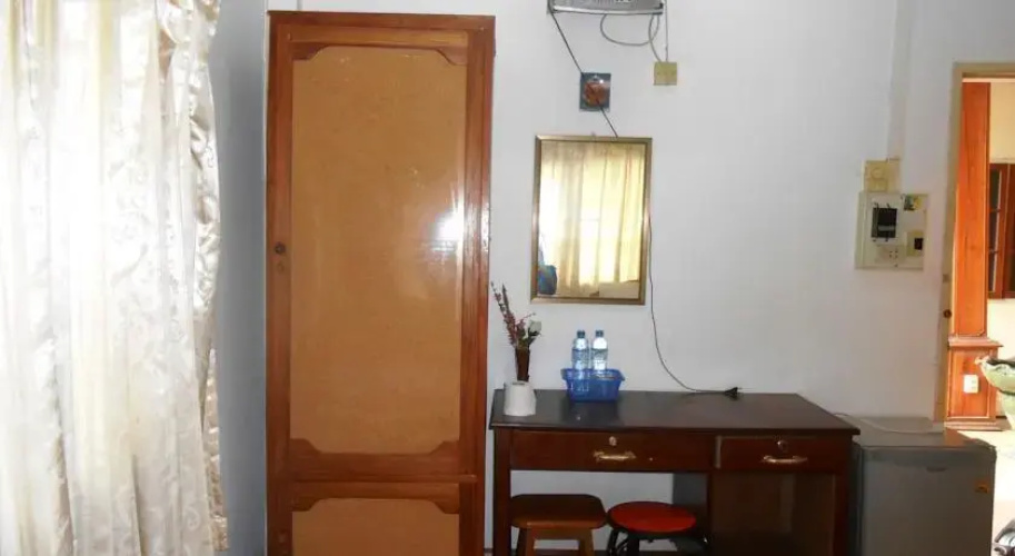 Phetmanyxay Hotel