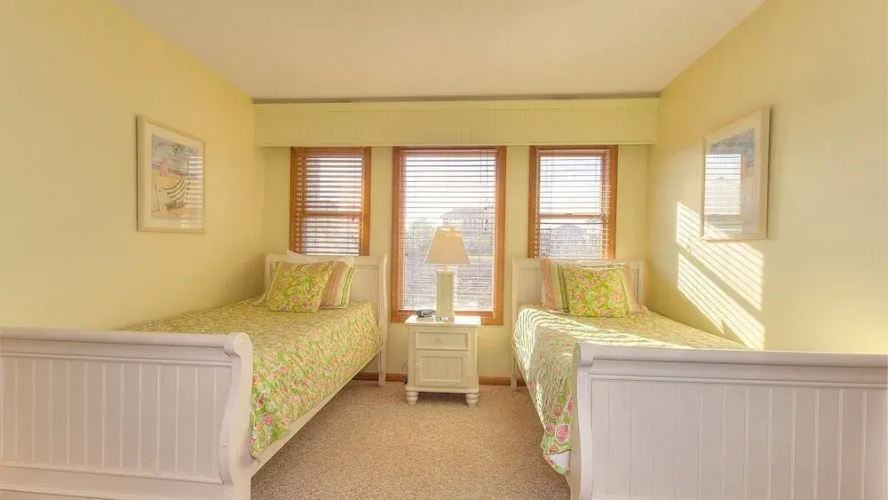 Four Sea Sons - 6 Br Home
