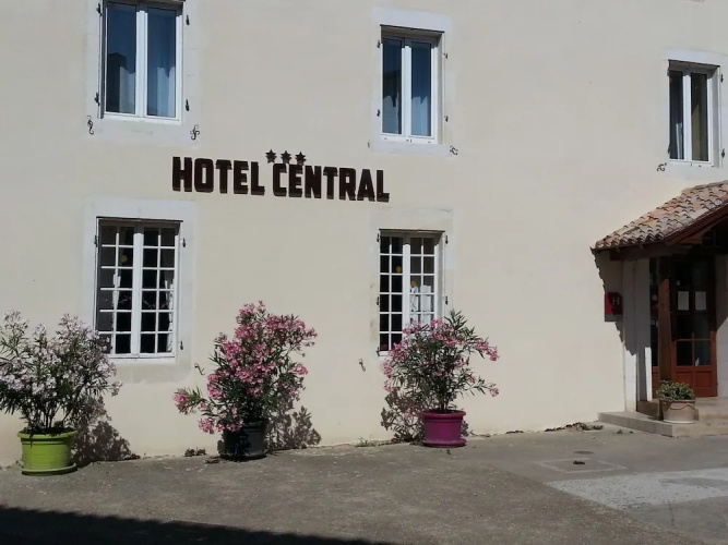 Hôtel Central