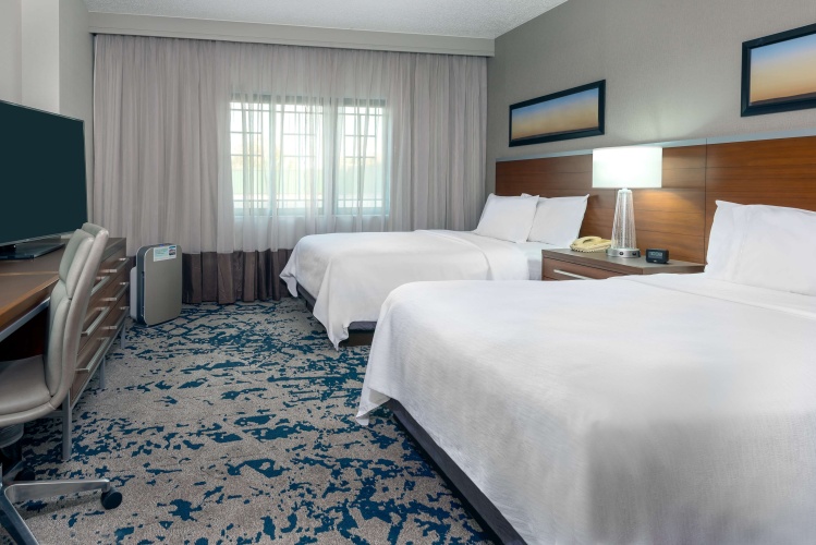 Embassy Suites by Hilton Montgomery Hotel & Conference Cente photo 6
