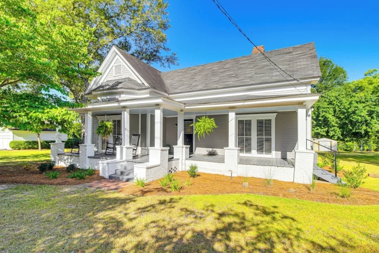 2 Bedrooms Cottage