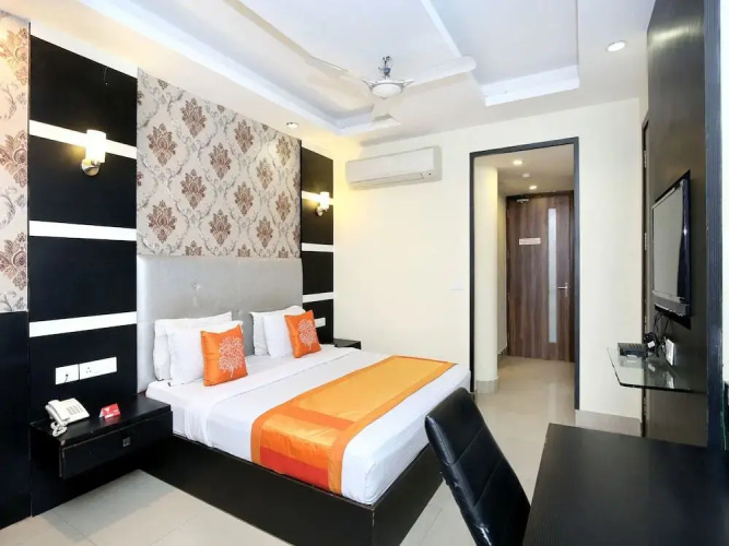 Akash Continental