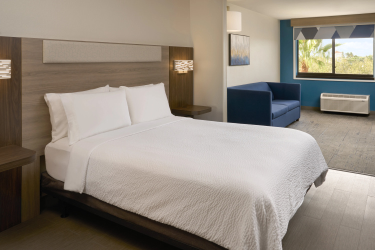 Holiday Inn Express & Suites Kendall East - Miami photo 6