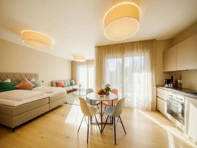 2 Bedrooms Apartment
