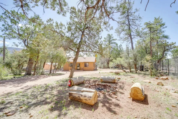 2 Bedrooms Cottage