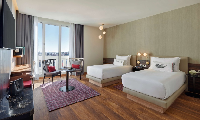 Hyatt Centric Gran Via Madrid photo 6