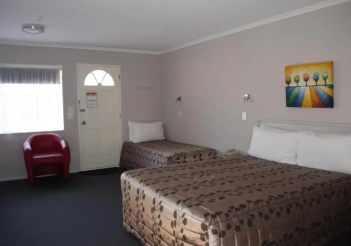 Executive Twin Suite