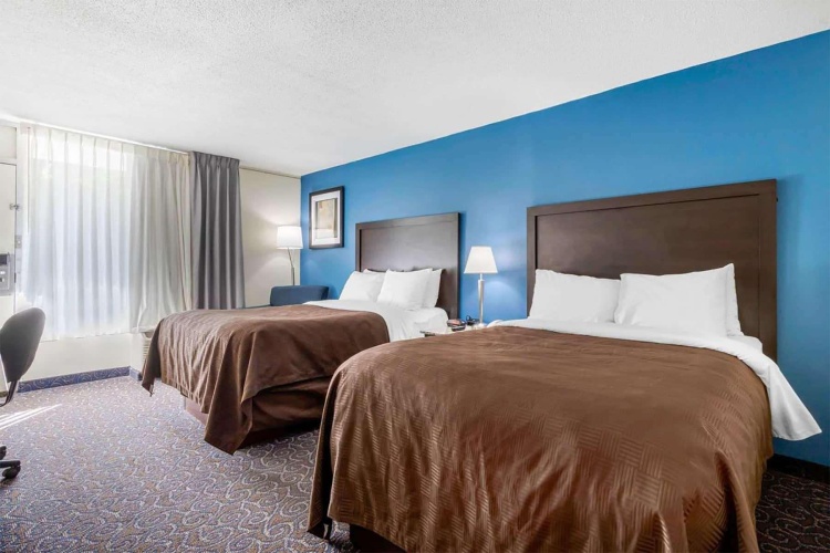 Standard Quadruple room