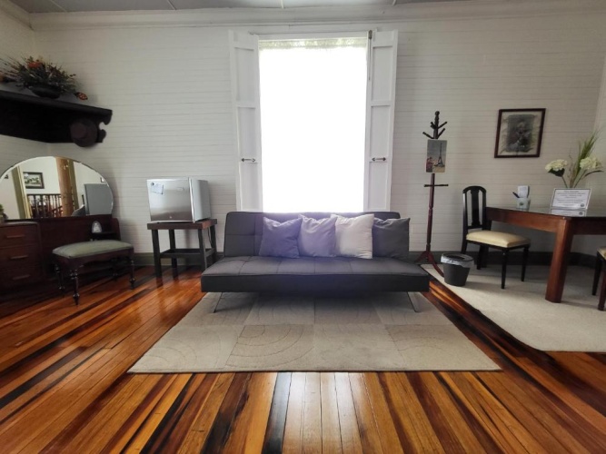Standard Triple room with garden view