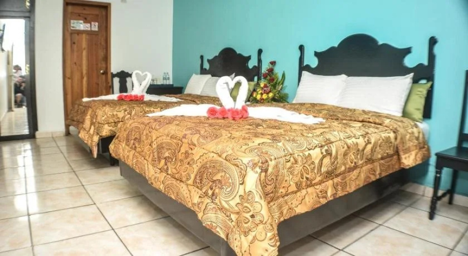 Uw Oasis Hotel
