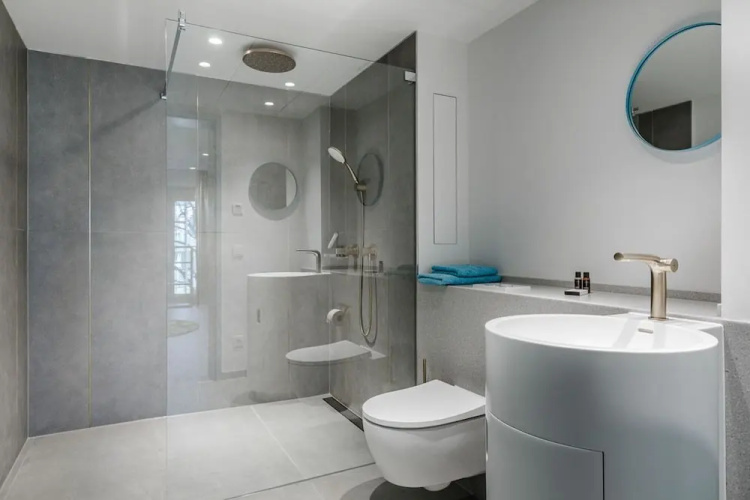 Brucklyn Suites