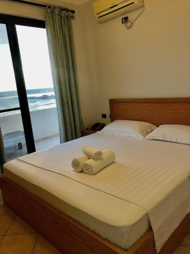 Standard Double room with sea view