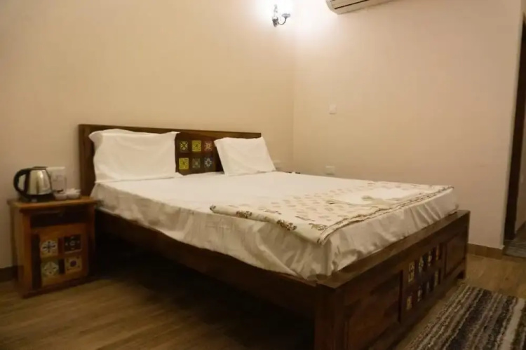 Sultanpur Resorts