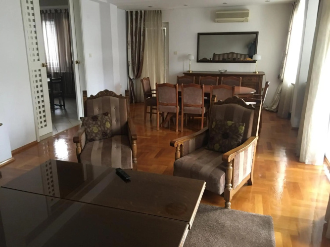 Vik House