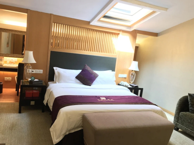 Foshan Green Lake Hot Spring Hotel