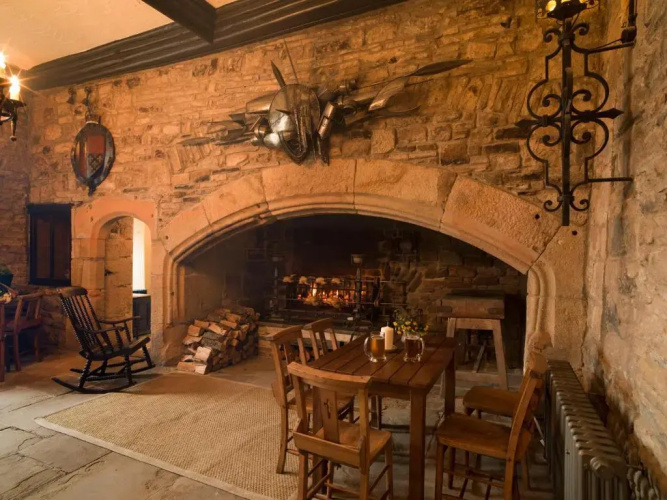 Lord Crewe Arms