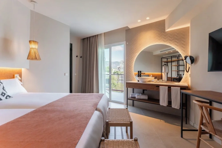 Standard Double room with balcony